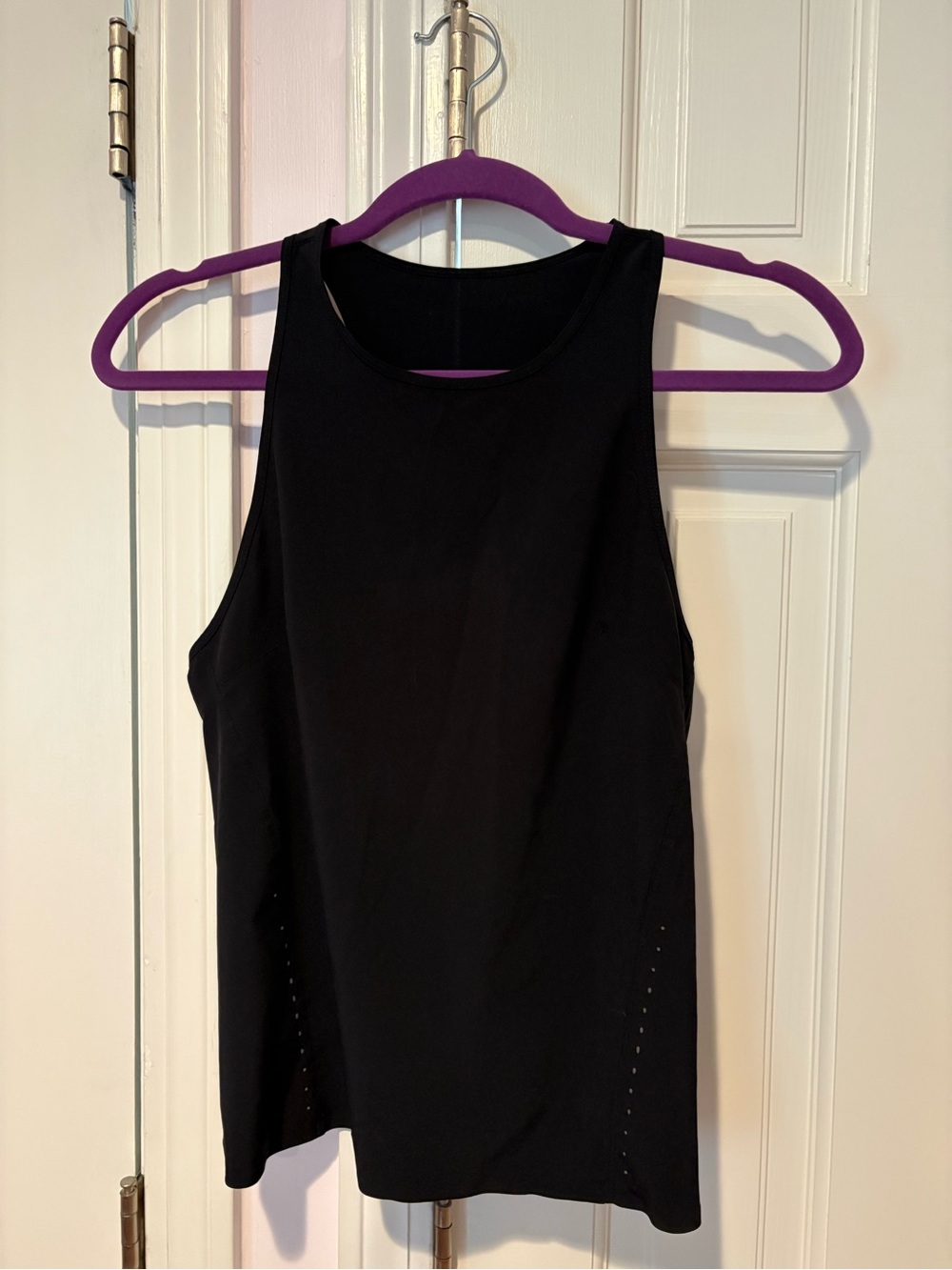 Lululemon Black Performance Tank 4